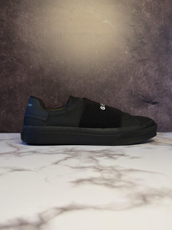 Givenchy Sneakers