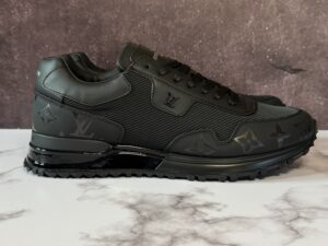 Louis Vuitton Run Away Sneakers: imagen 1