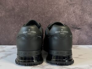 Louis Vuitton Run Away Sneakers: imagen 8