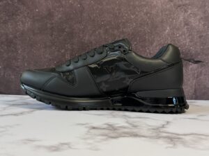 Louis Vuitton Run Away Sneakers: imagen 9