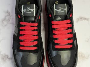 Valentino Garavani Rockrunner: imagen 2