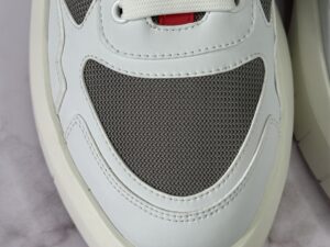 Prada Sneakers: imagen 4